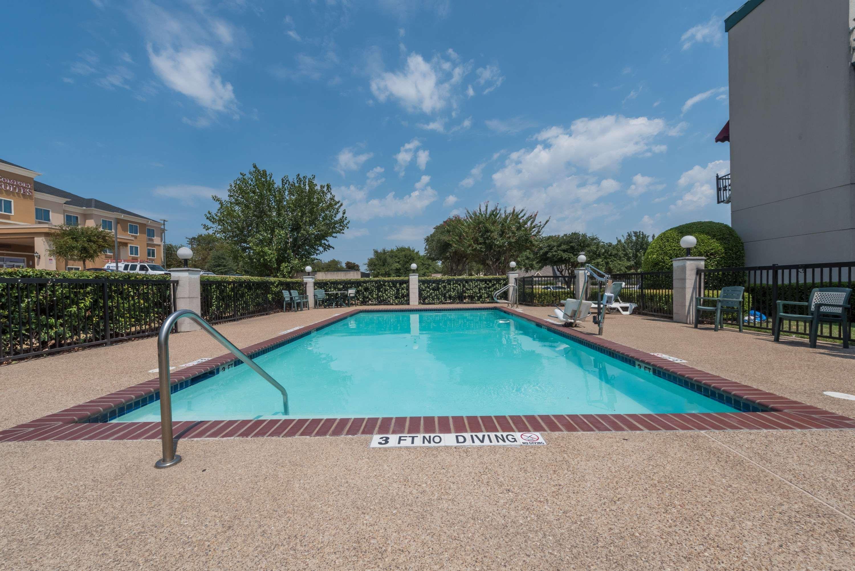 Super 8 By Wyndham Fort Worth Downtown South Εξωτερικό φωτογραφία